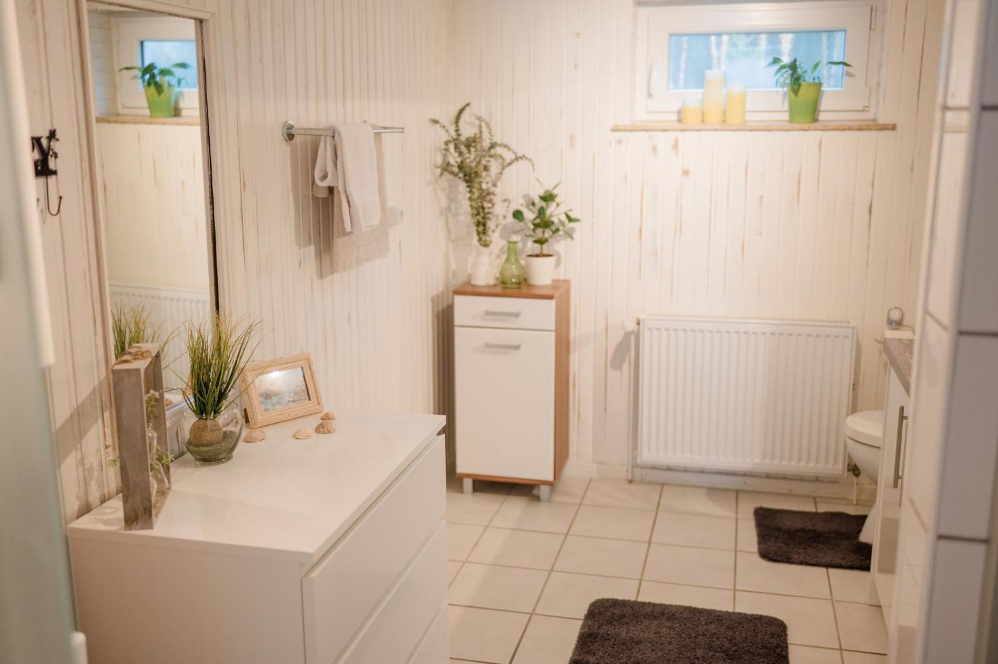 Buchlindenweg - Zimmer & Ferienwohnung Breitscheid  Zewnętrze zdjęcie